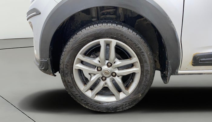 2021 Renault TRIBER RXZ AMT, Petrol, Automatic, 45,783 km, Left Front Wheel