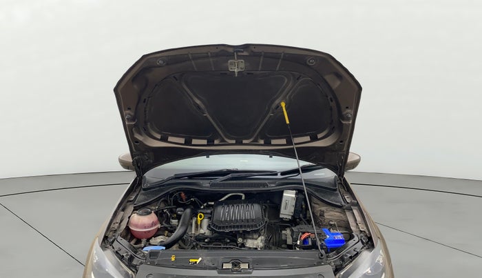 2018 Volkswagen Polo HIGHLINE PLUS 1.0 16 ALLOY, Petrol, Manual, 50,643 km, Open Bonet