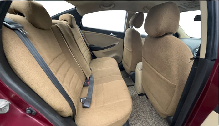 2014 Hyundai Verna FLUIDIC 1.6 VTVT SX, Petrol, Manual, 80,433 km, Right Side Rear Door Cabin