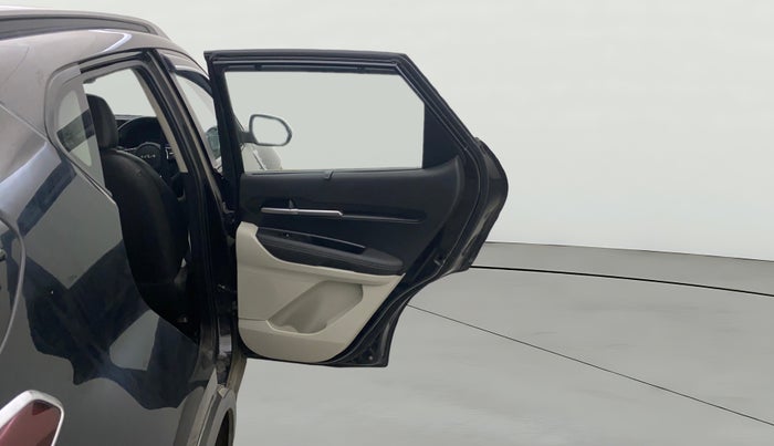 2021 KIA SONET HTX 1.0 IMT, Petrol, Manual, 21,463 km, RHS Rear Door