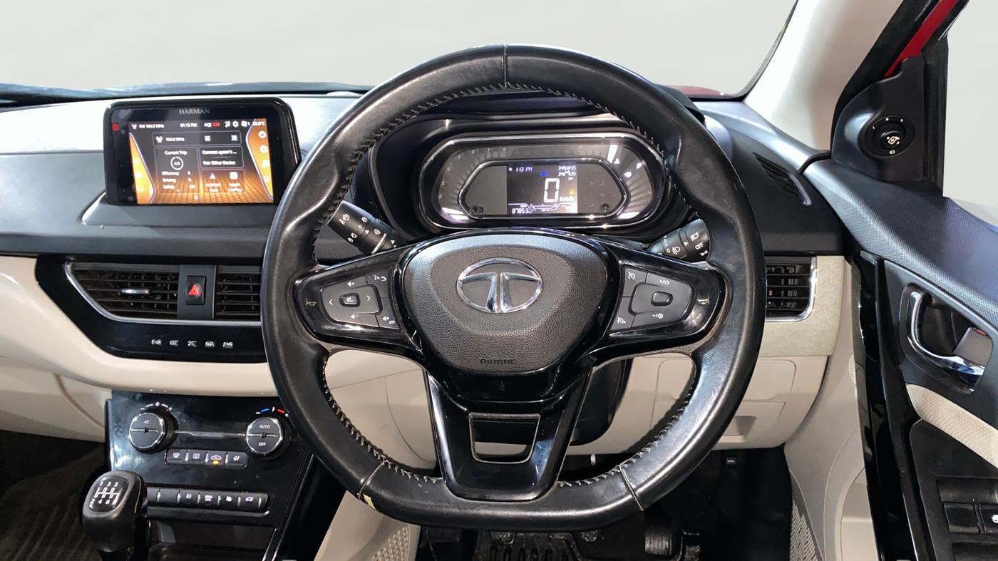 2022 Tata NEXON XZ PLUS (HS) PETROL DUAL TONE, Petrol, Manual, 87,871 km, Steering Wheel Close Up