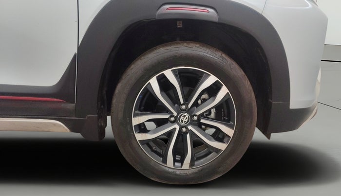 2024 Toyota Urban Cruiser Taisor V 1.0 Petrol AT, Petrol, Automatic, 16,743 km, Right Front Wheel