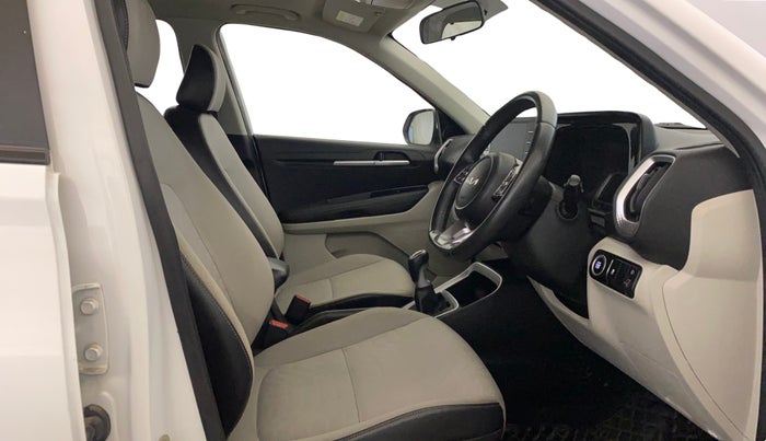 2023 KIA SONET HTX 1.0 TURBO PETROL IMT, Petrol, Manual, 55,983 km, Right Side Front Door Cabin