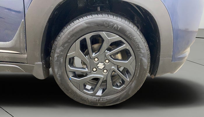 2023 Maruti FRONX DELTA PLUS 1.2MT, Petrol, Manual, 1,12,137 km, Right Front Wheel