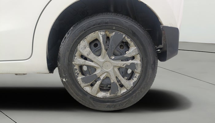 2014 Maruti Celerio VXI, Petrol, Manual, 61,877 km, Left Rear Wheel