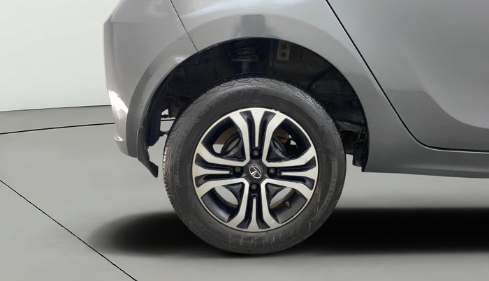 2022 Tata Tiago XZ PLUS CNG, CNG, Manual, 27,657 km, Right Rear Wheel