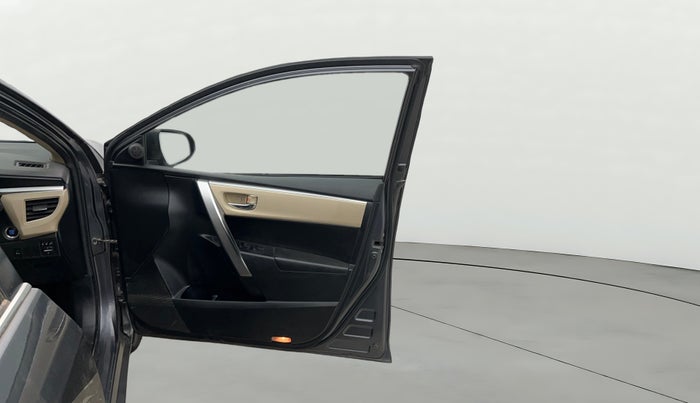 2015 Toyota Corolla Altis VL CVT PETROL, Petrol, Automatic, 63,700 km, RHS Front Door