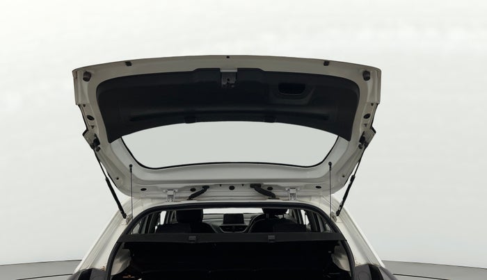 2022 Tata ALTROZ XZ PLUS PETROL, Petrol, Manual, 38,170 km, Boot Door Open