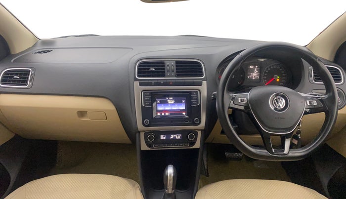 2017 Volkswagen Ameo HIGHLINE PLUS 1.5L AT 16 ALLOY, Diesel, Automatic, 71,356 km, Dashboard