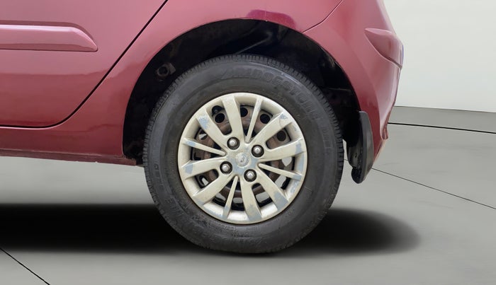 2013 Hyundai i10 SPORTZ 1.2 AT, Petrol, Automatic, 99,066 km, Left Rear Wheel