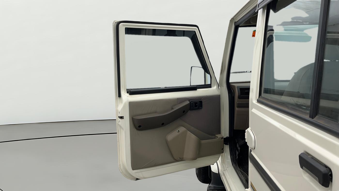 2025 Mahindra Bolero B6, Diesel, Manual, 4,383 km, LHS Front Door