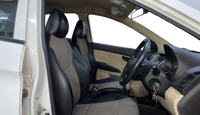 2016 Hyundai Eon MAGNA +, Petrol, Manual, 89,786 km, Right Side Front Door Cabin