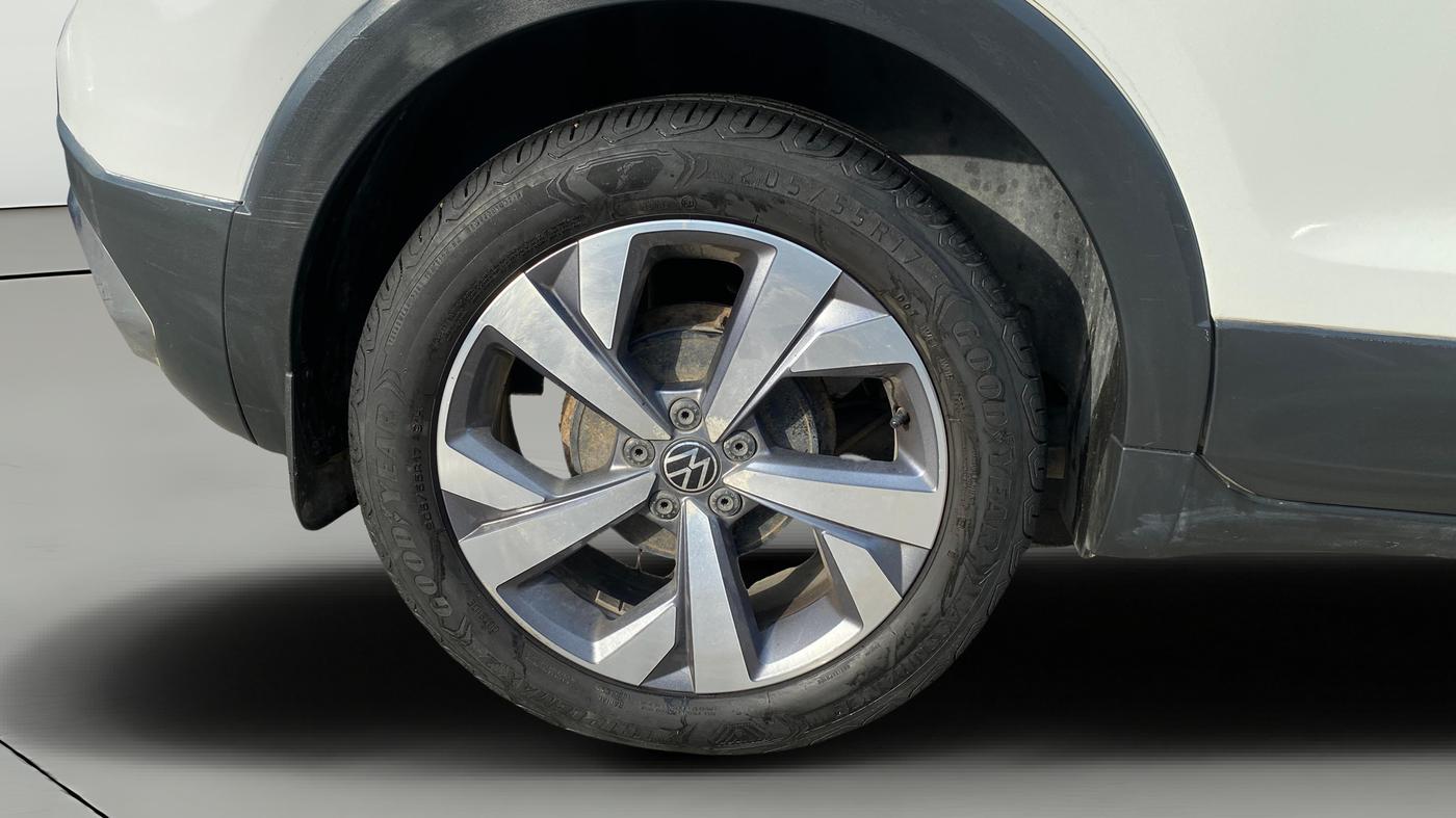 2022 Volkswagen TAIGUN TOPLINE 1.0 TSI AT, Petrol, Automatic, 47,895 km, Right Rear Wheel