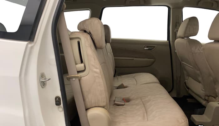 2013 Maruti Ertiga VXI, Petrol, Manual, 92,967 km, Right Side Rear Door Cabin