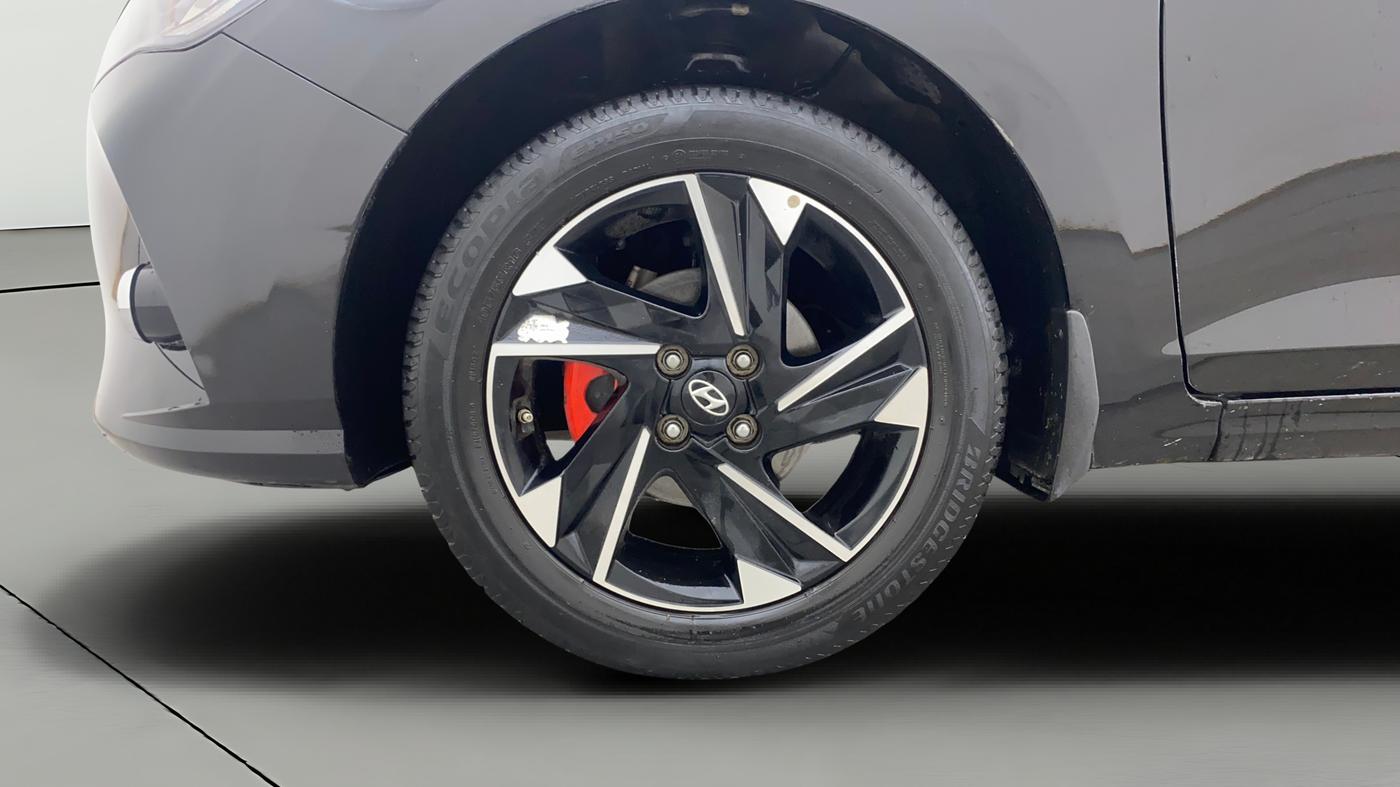 2022 Hyundai Verna SX (O)1.5 VTVT, Petrol, Manual, 36,787 km, Left Front Wheel