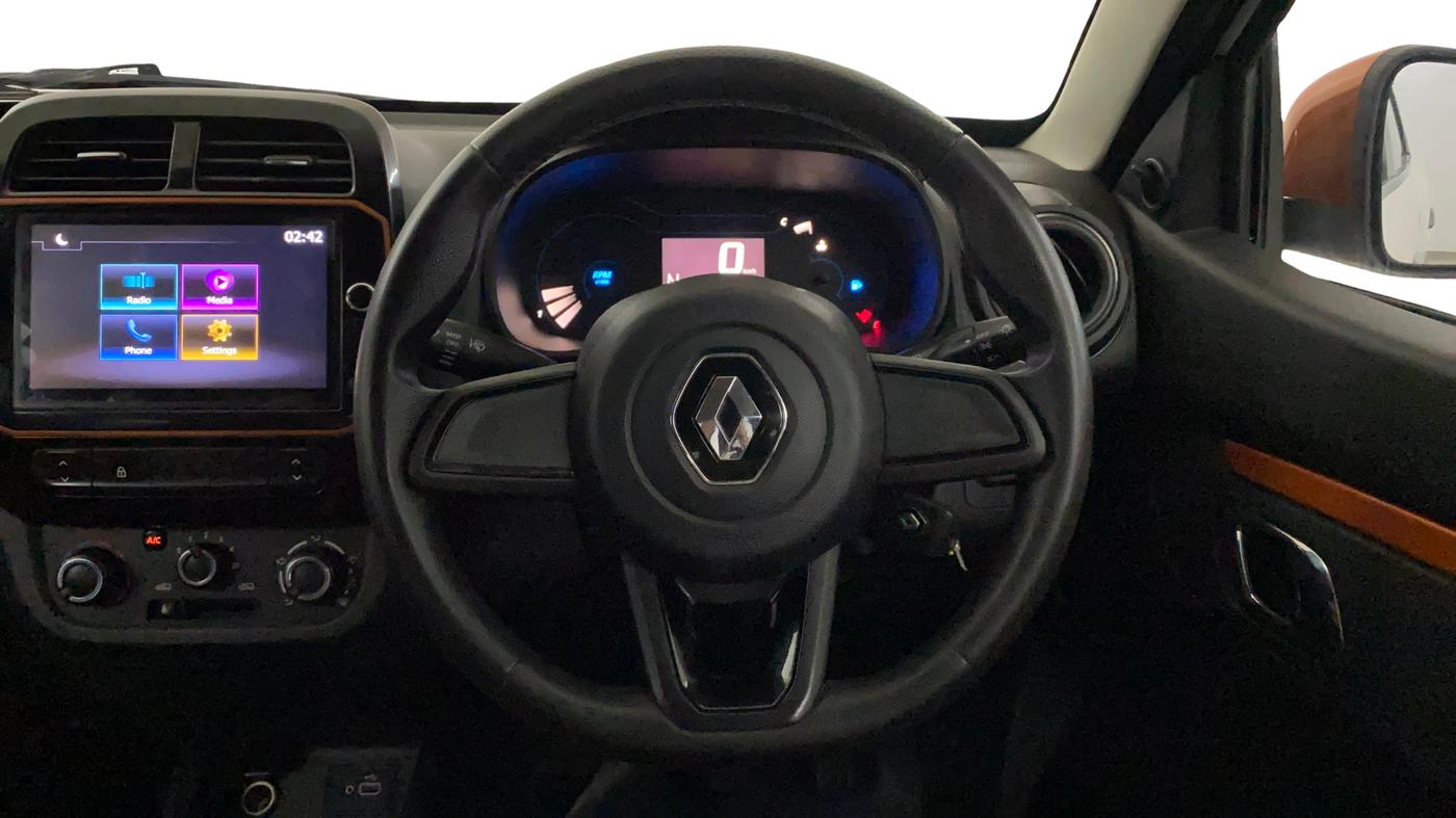 2021 Renault Kwid CLIMBER 1.0 AMT (O) DUAL TONE, Petrol, Automatic, 54,185 km, Steering Wheel Close Up