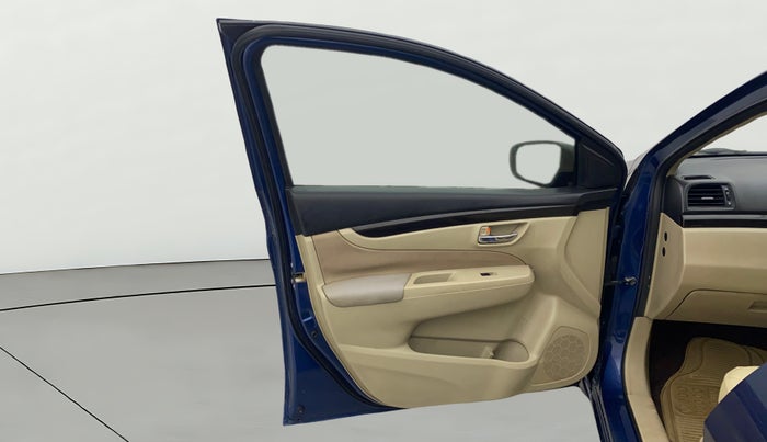 2017 Maruti Ciaz SIGMA 1.4 MT PETROL, Petrol, Manual, 1,01,141 km, LHS Front Door