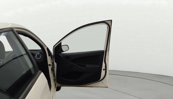 2013 Ford Figo EXI 1.4 DIESEL, Diesel, Manual, 1,44,732 km, RHS Front Door