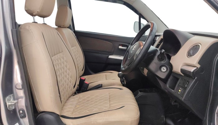 2016 Maruti Wagon R 1.0 LXI CNG, CNG, Manual, 56,549 km, Right Side Front Door Cabin