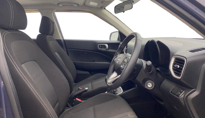 2022 Hyundai VENUE SX 1.5 CRDI, Diesel, Manual, 33,566 km, Right Side Front Door Cabin