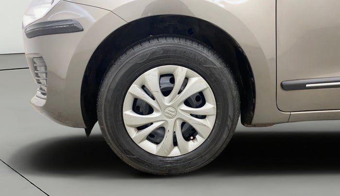2019 Maruti Swift VXI, CNG, Manual, 70,799 km, Left Front Wheel