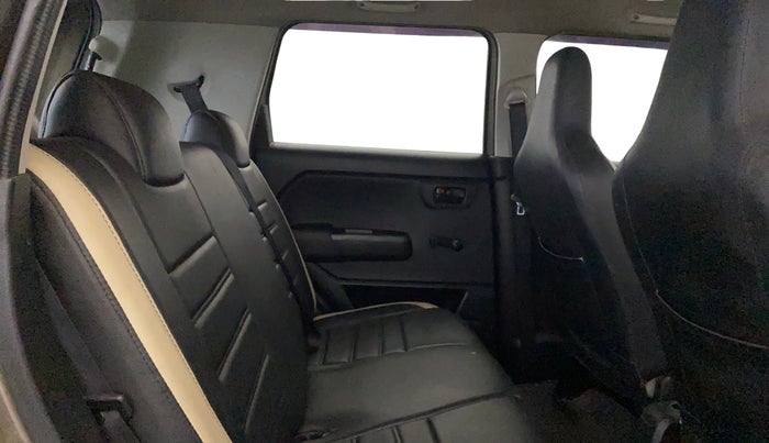2020 Maruti New Wagon-R LXI CNG 1.0, CNG, Manual, 63,072 km, Right Side Rear Door Cabin