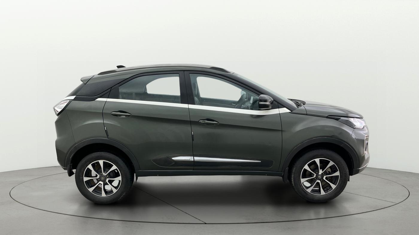 2020 Tata NEXON XZ PLUS PETROL, Petrol, Manual, 39,721 km, Right Side View