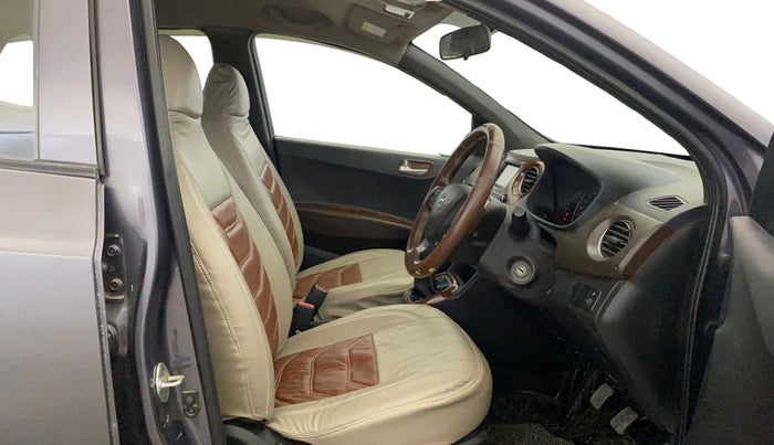 2017 Hyundai Grand i10 SPORTZ 1.2 KAPPA VTVT, Petrol, Manual, 98,090 km, Right Side Front Door Cabin