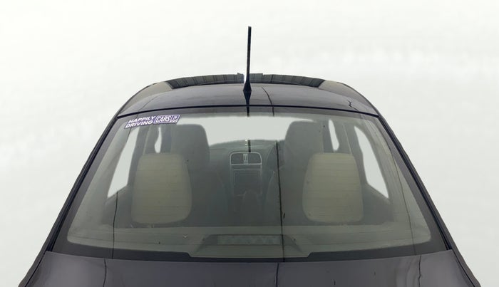 2015 Volkswagen Vento HIGHLINE 1.6 MPI, Petrol, Manual, 86,785 km, Rear Windshield