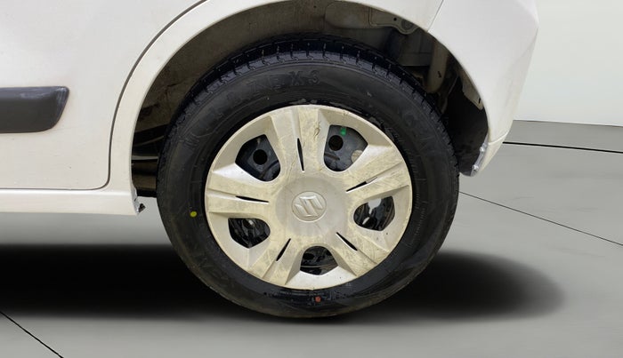2016 Maruti Wagon R 1.0 VXI, CNG, Manual, 1,09,870 km, Left Rear Wheel