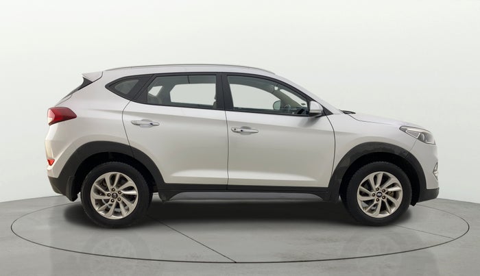 2016 Hyundai Tucson 2WD MT PETROL, Petrol, Manual, 1,04,120 km, Right Side View