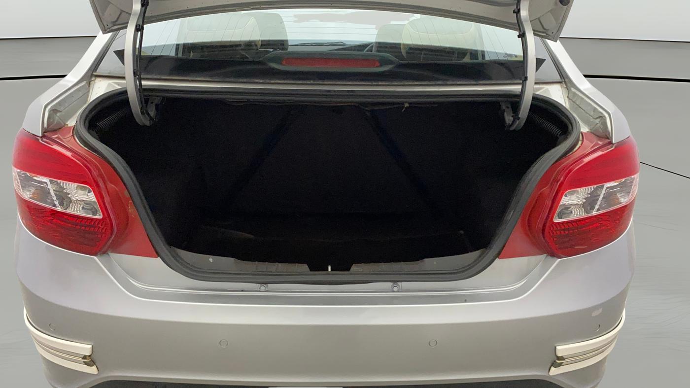 2016 Tata Zest XT PETROL, Petrol, Manual, 32,441 km, Boot Open Zoomed View