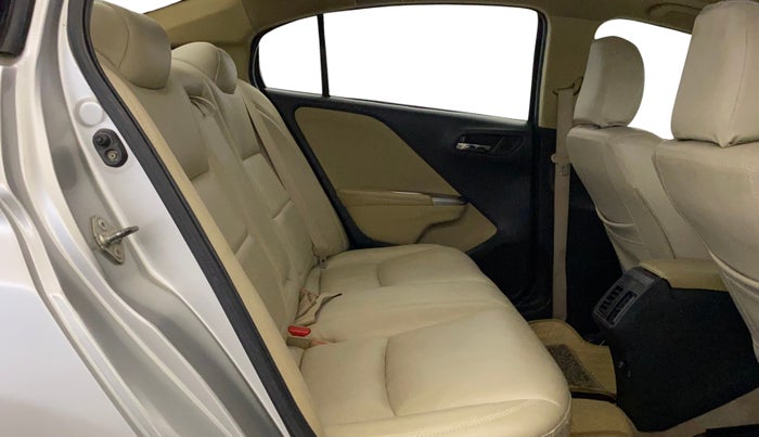 2016 Honda City 1.5L I-VTEC VX CVT, Petrol, Automatic, 95,237 km, Right Side Rear Door Cabin