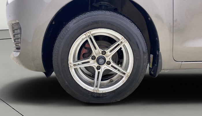 2019 Maruti Swift LXI, Petrol, Manual, 59,574 km, Left Front Wheel