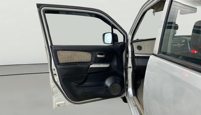 2015 Maruti Wagon R 1.0 VXI, CNG, Manual, 94,304 km, LHS Front Door