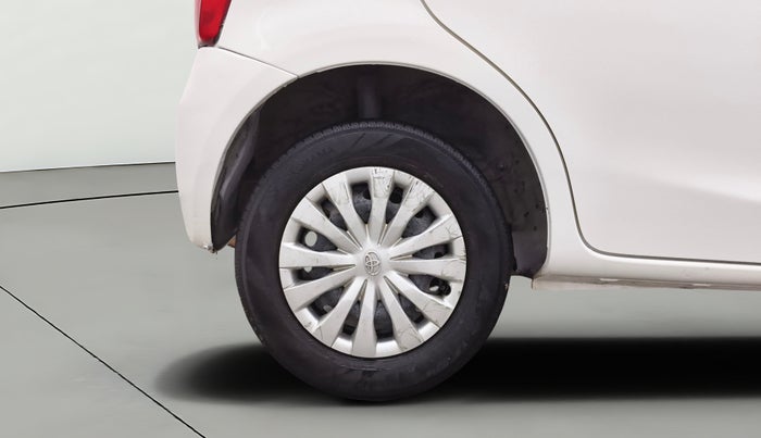 2013 Toyota Etios Liva GD, Diesel, Manual, 1,19,066 km, Right Rear Wheel