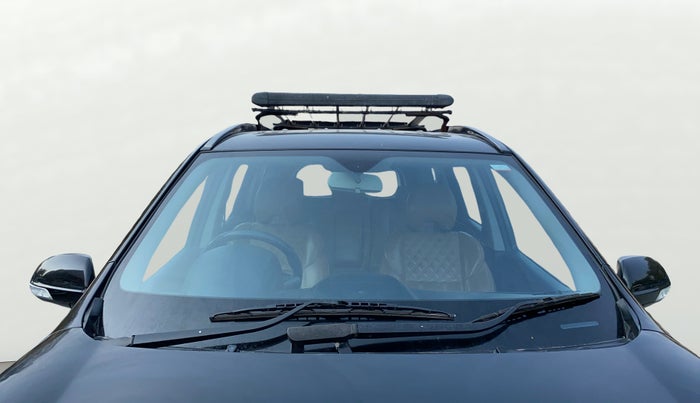 2021 Mahindra XUV500 W11 AT, Diesel, Automatic, 69,965 km, Front Windshield