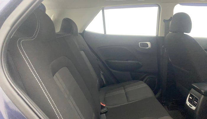 2020 Hyundai VENUE S 1.2, Petrol, Manual, 17,485 km, Right Side Rear Door Cabin