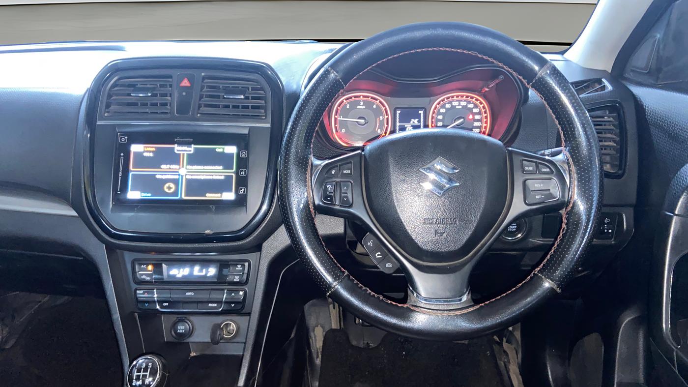 2018 Maruti Vitara Brezza ZDI PLUS, Diesel, Manual, 1,45,473 km, Steering Wheel Close Up