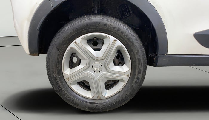 2019 Tata NEXON XMA DIESEL, Diesel, Automatic, 66,883 km, Right Rear Wheel