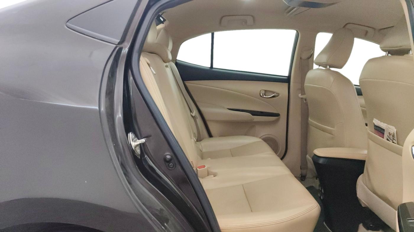 2018 Toyota YARIS VX CVT, Petrol, Automatic, 55,130 km, Right Side Rear Door Cabin