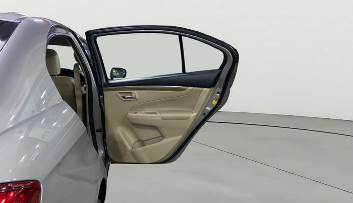 2021 Maruti Ciaz ALPHA 1.5 SHVS PETROL, Petrol, Manual, 92,897 km, RHS Rear Door