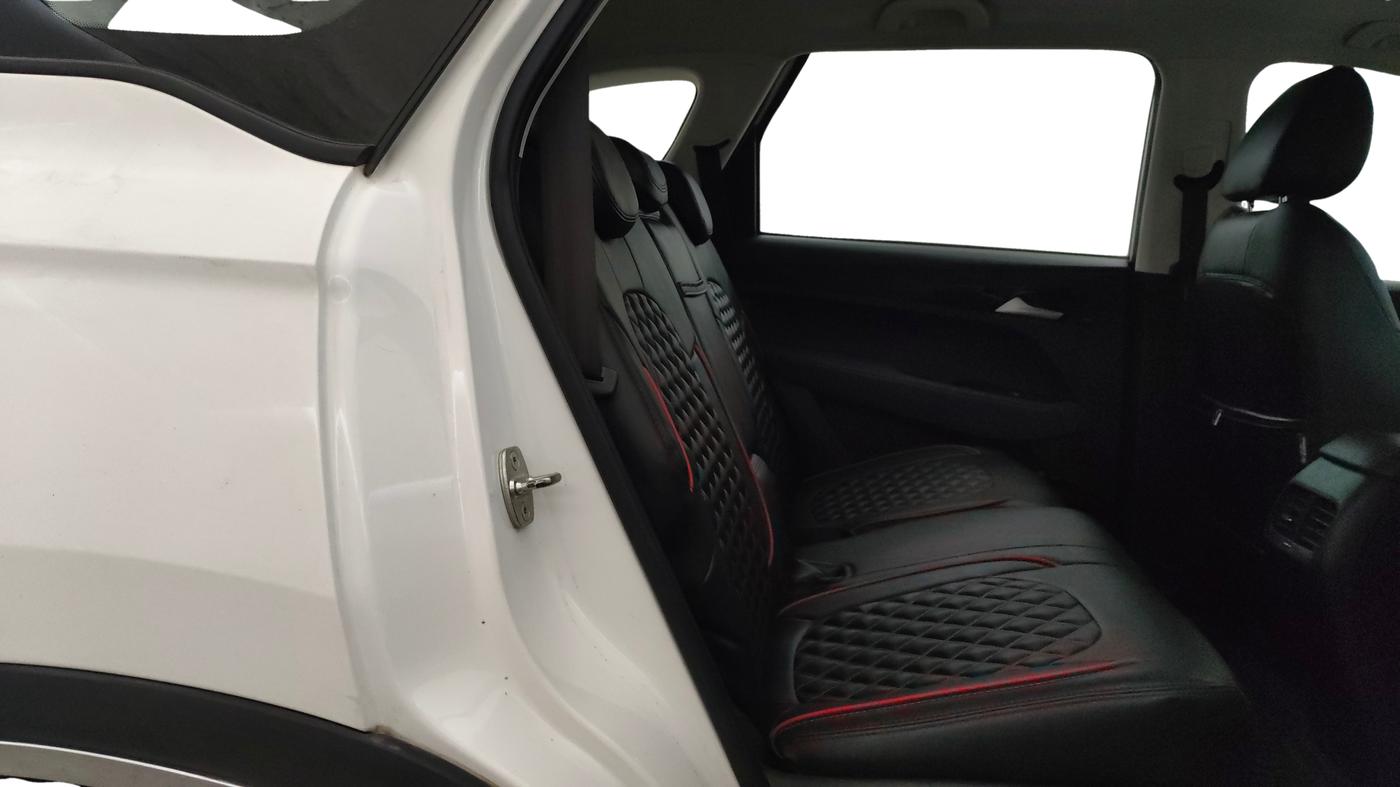 2022 MG HECTOR SHINE 1.5 PETROL TURBO MT, Petrol, Manual, 87,558 km, Right Side Rear Door Cabin