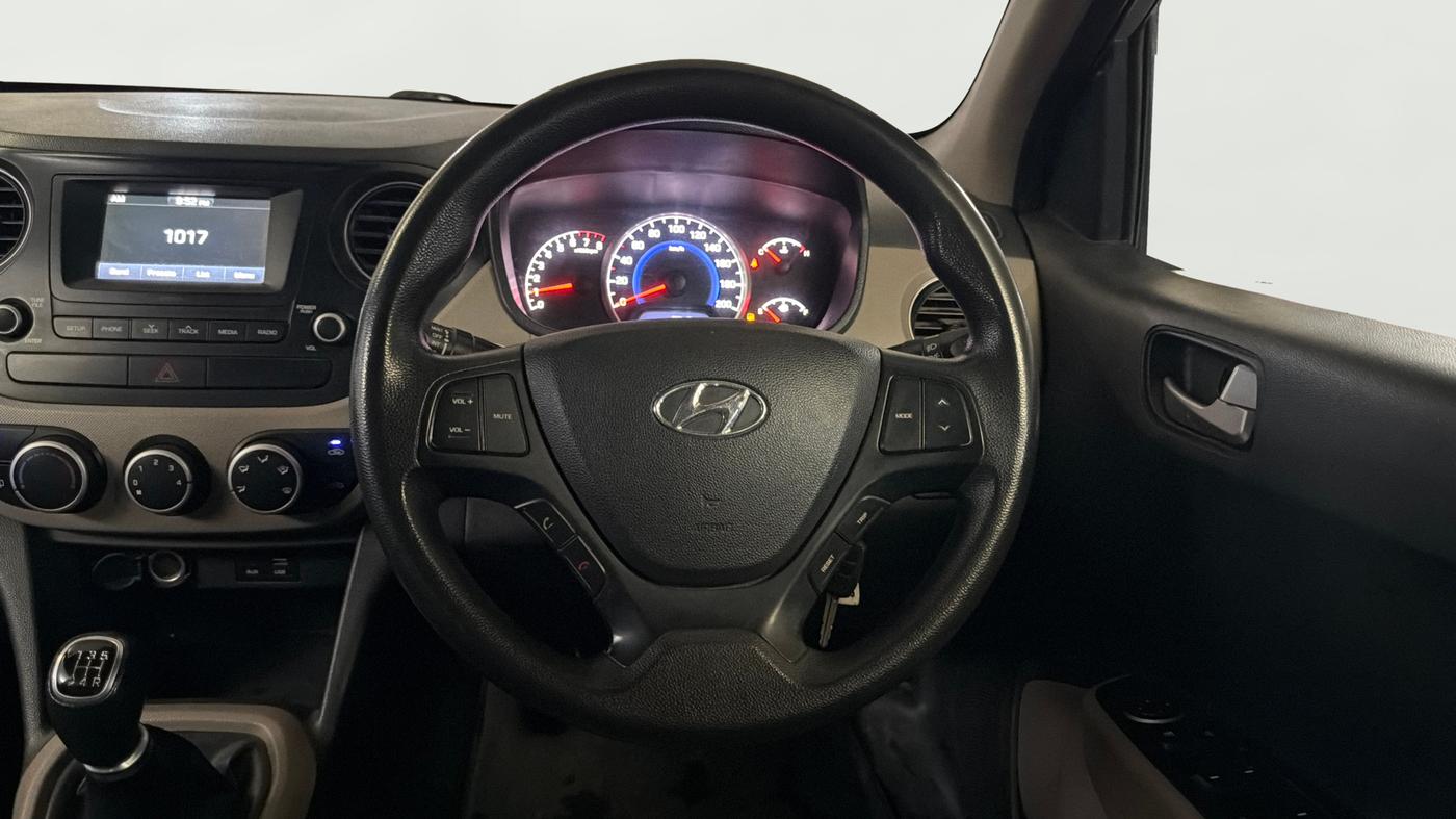 2018 Hyundai Grand i10 SPORTZ 1.2 KAPPA VTVT, Petrol, Manual, 50,689 km, Steering Wheel Close Up