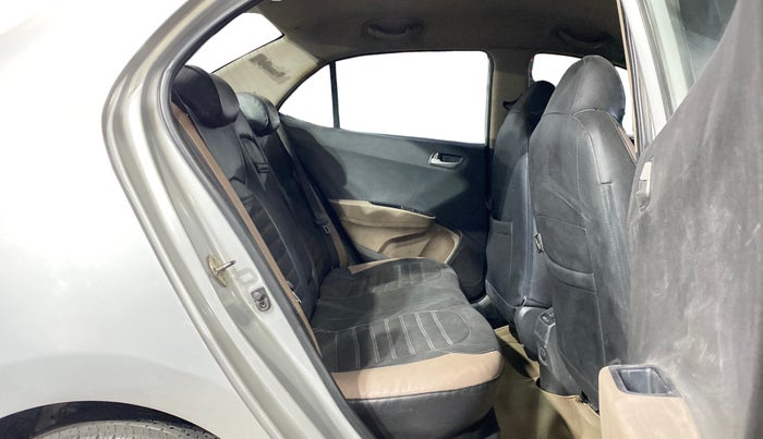 2014 Hyundai Xcent S 1.2, Petrol, Manual, 1,03,564 km, Right Side Rear Door Cabin