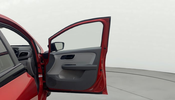 2021 Tata ALTROZ XE PETROL, Petrol, Manual, 38,493 km, RHS Front Door