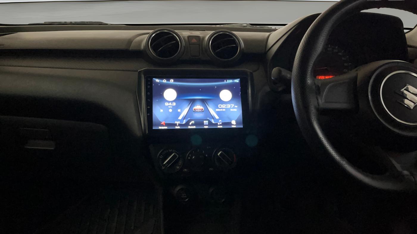 2023 Maruti Swift LXI, Petrol, Manual, 29,593 km, Air Conditioner