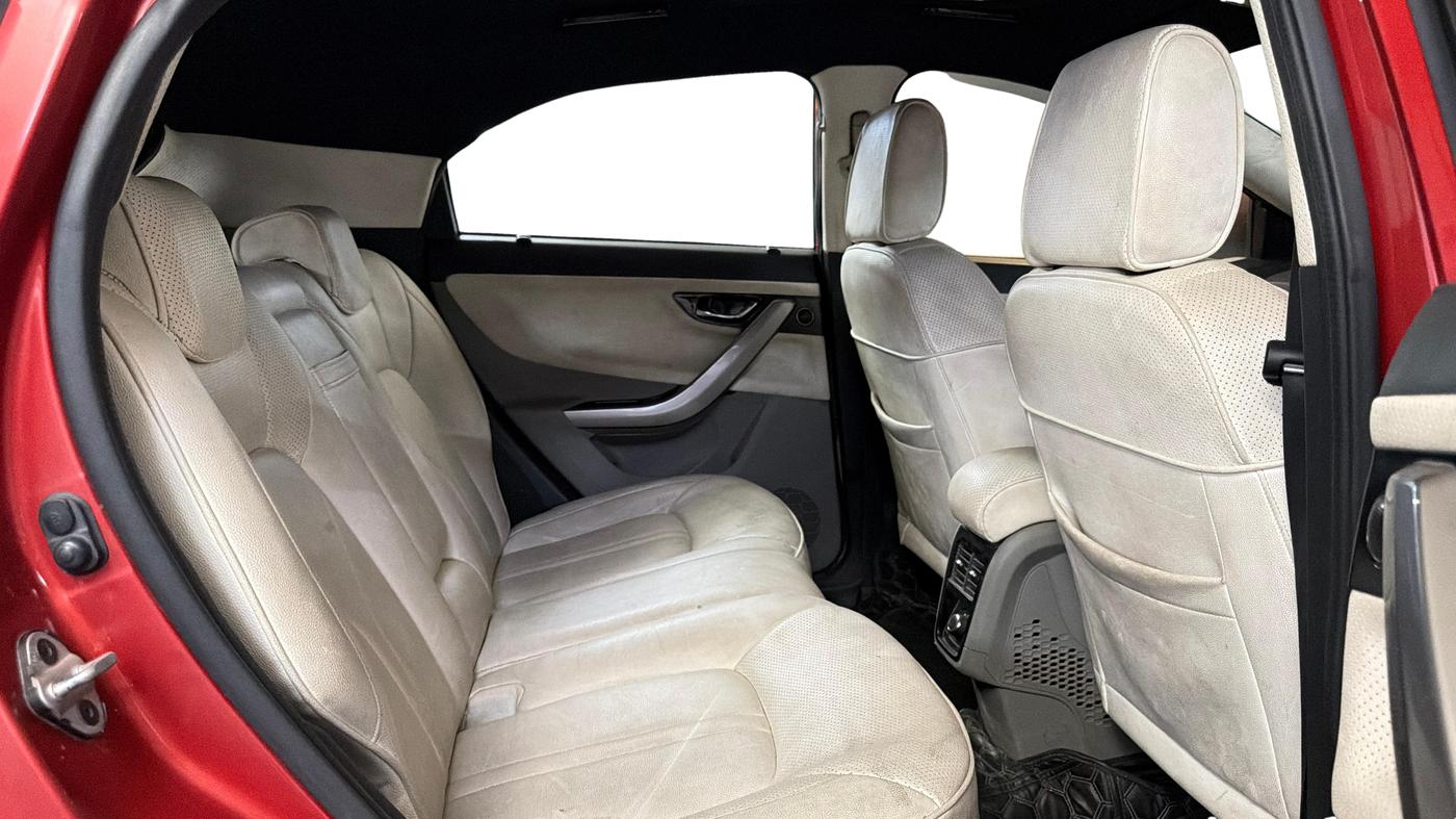2018 Tata NEXON XZA PLUS PETROL, Petrol, Automatic, 74,243 km, Right Side Rear Door Cabin