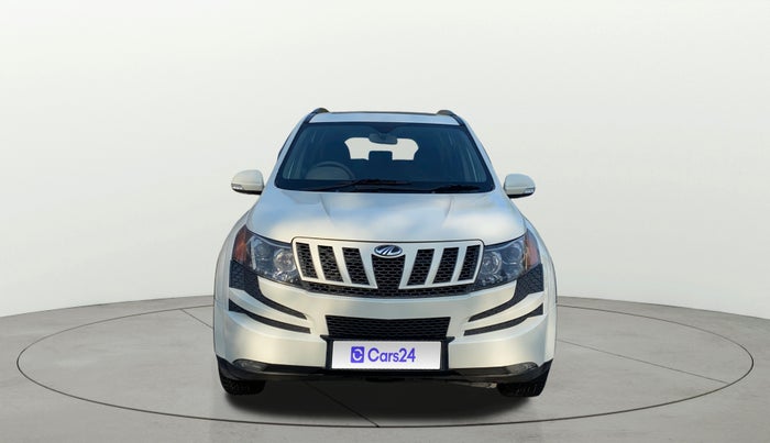 2015 Mahindra XUV500 W8, Diesel, Manual, 77,616 km, Front