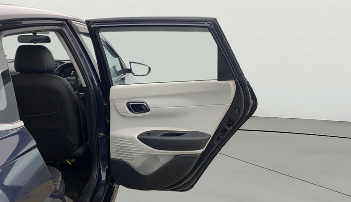 2024 Hyundai NEW I20 SPORTZ 1.2 IVT, Petrol, Automatic, 13,153 km, RHS Rear Door